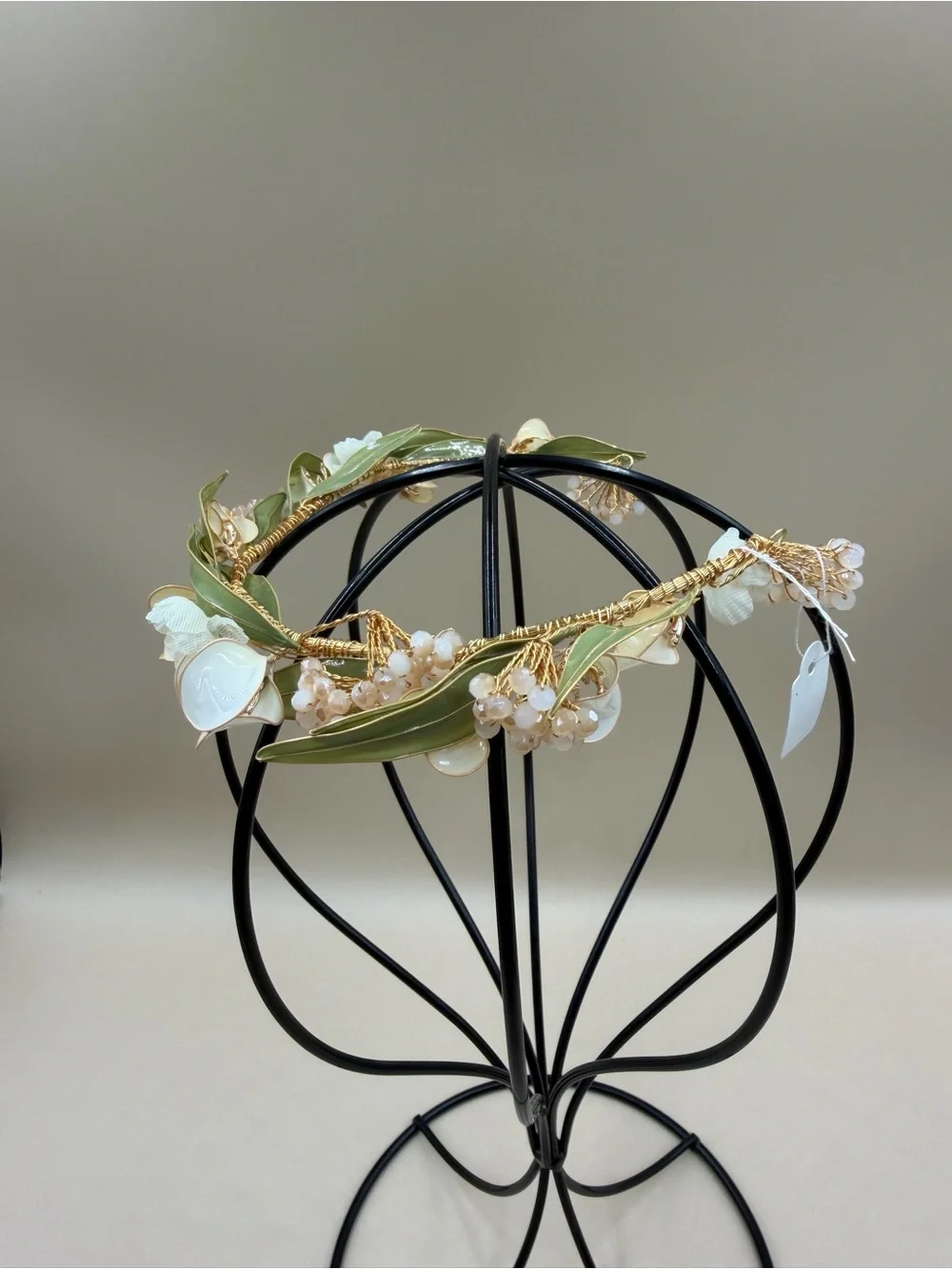 N/A delicate green