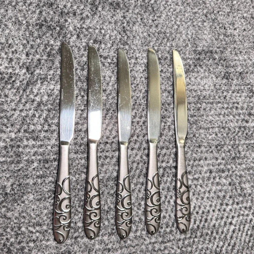 Oneida set silver