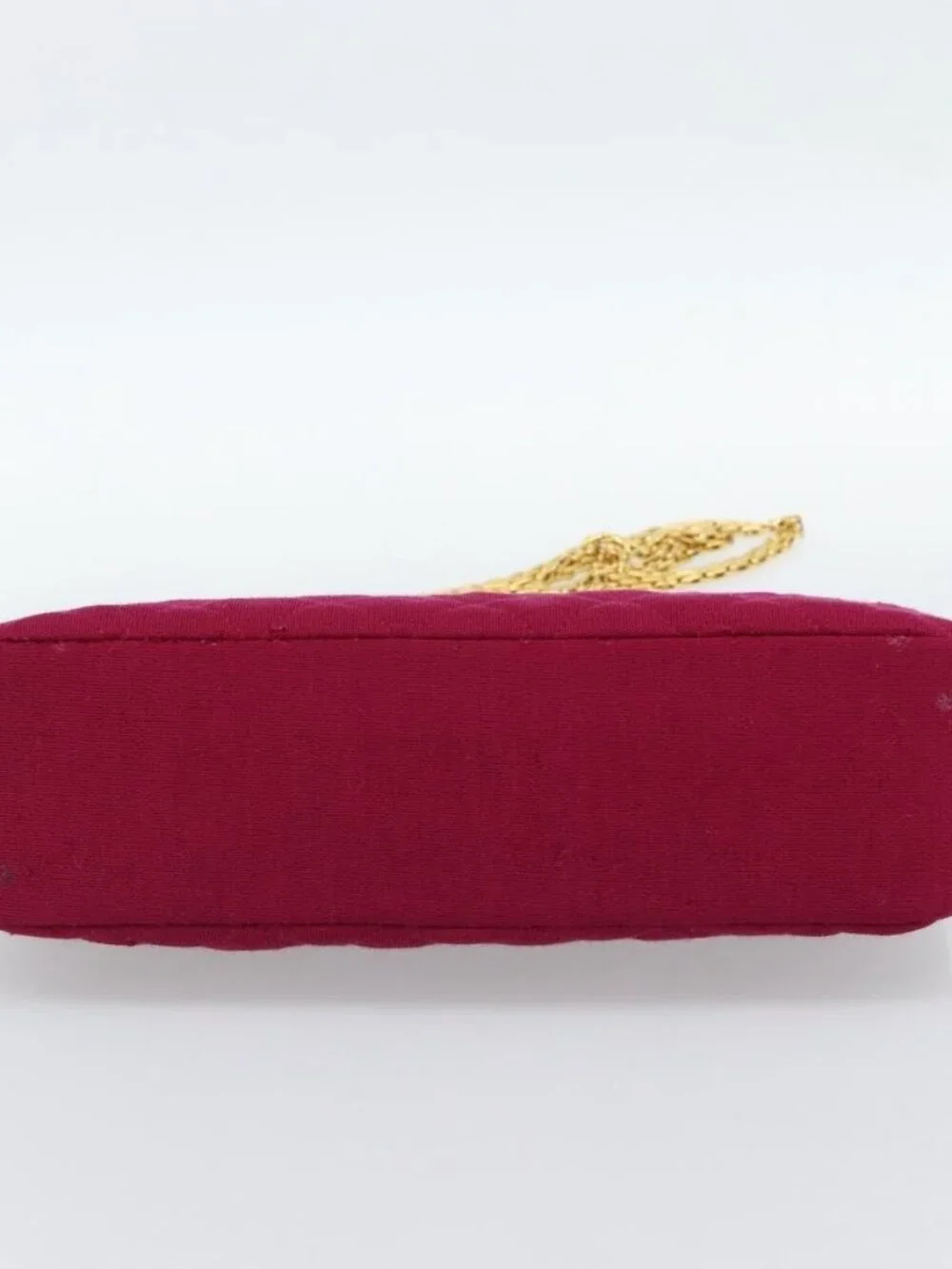 CHANEL brand	chanel color	wine