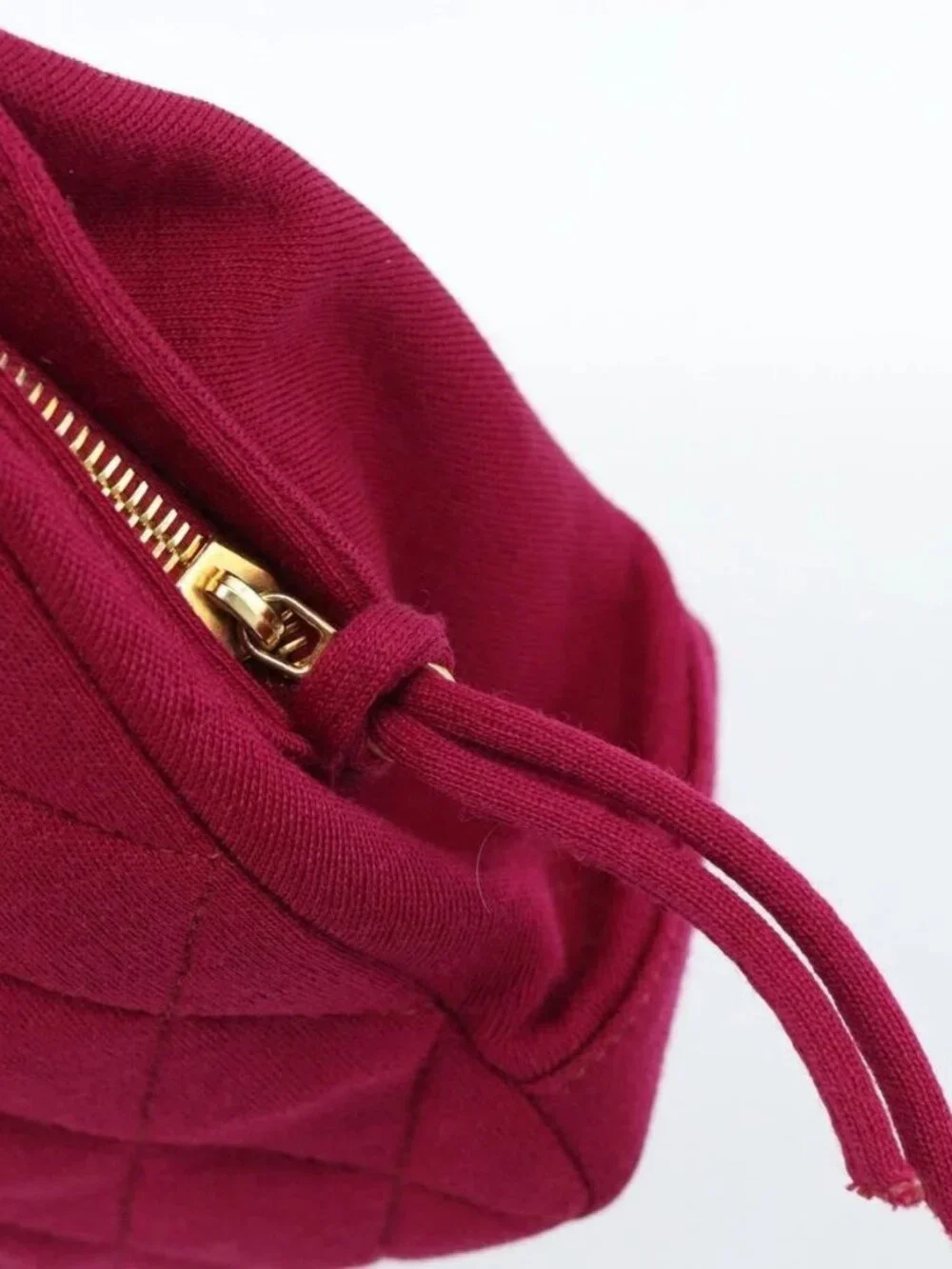 CHANEL brand	chanel color	wine