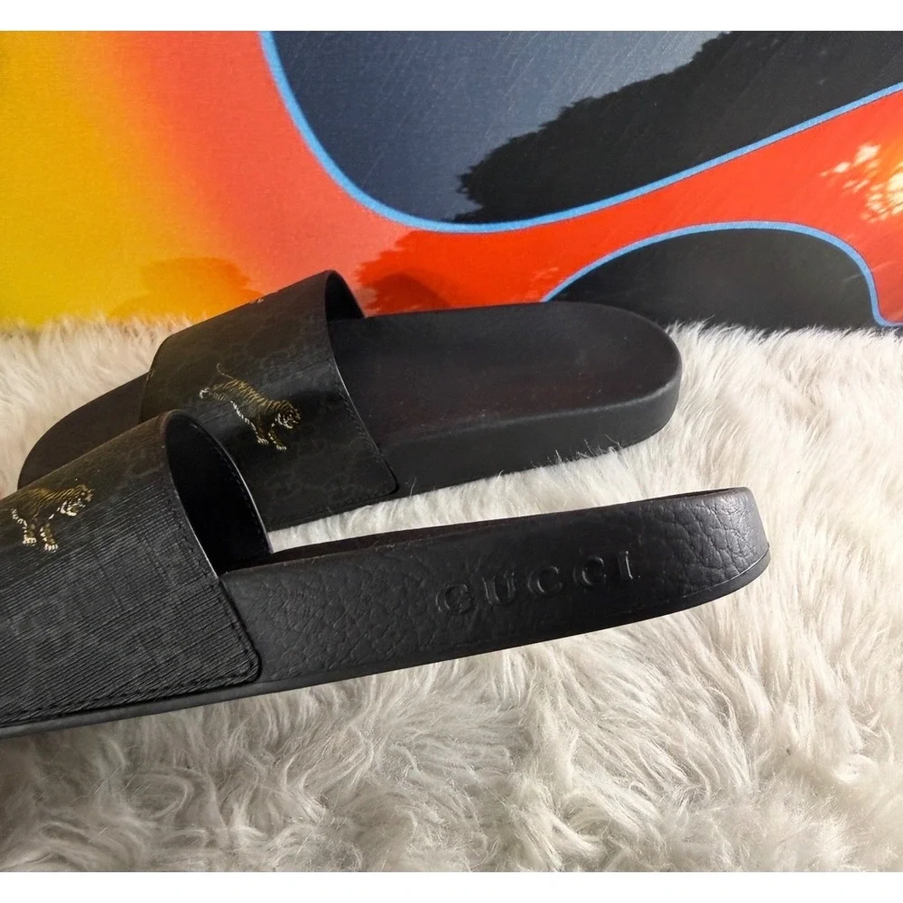 Gucci GG Supreme Tiger Print‎ Slides Mens Black Grey Monogram Sandals 407345