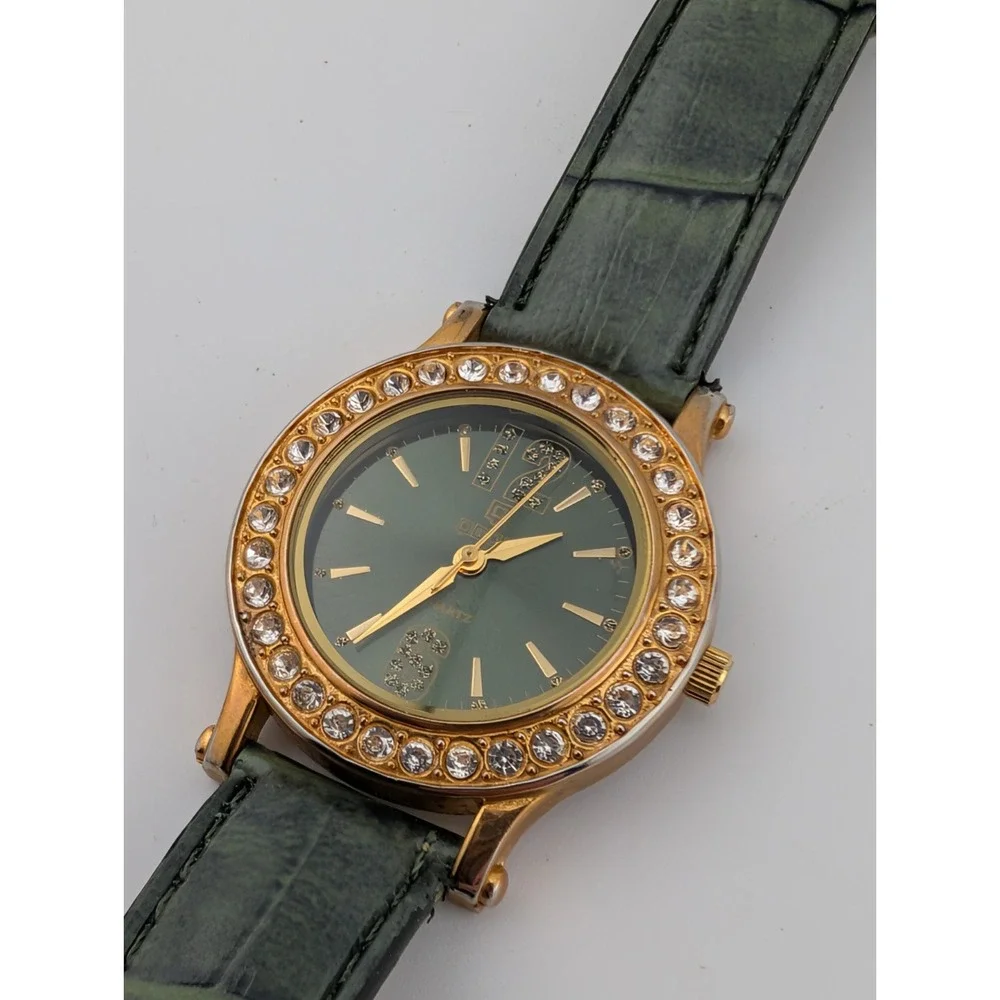QBOS Limited Edition Watch Gold‎ Case Olive Green Leather Band- New Battery
