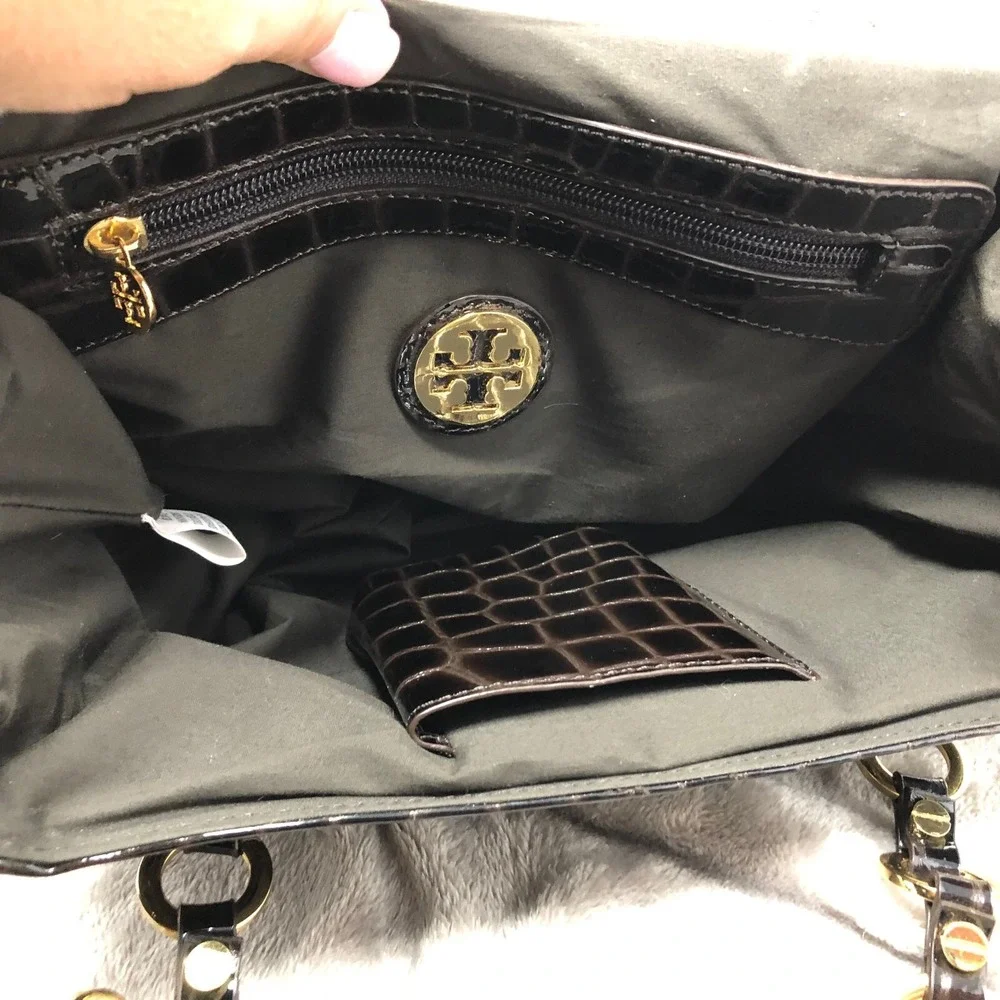 Tory Burch closure dust brown