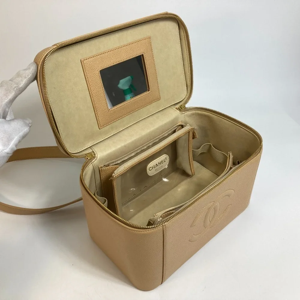 CHANEL guarantee material
