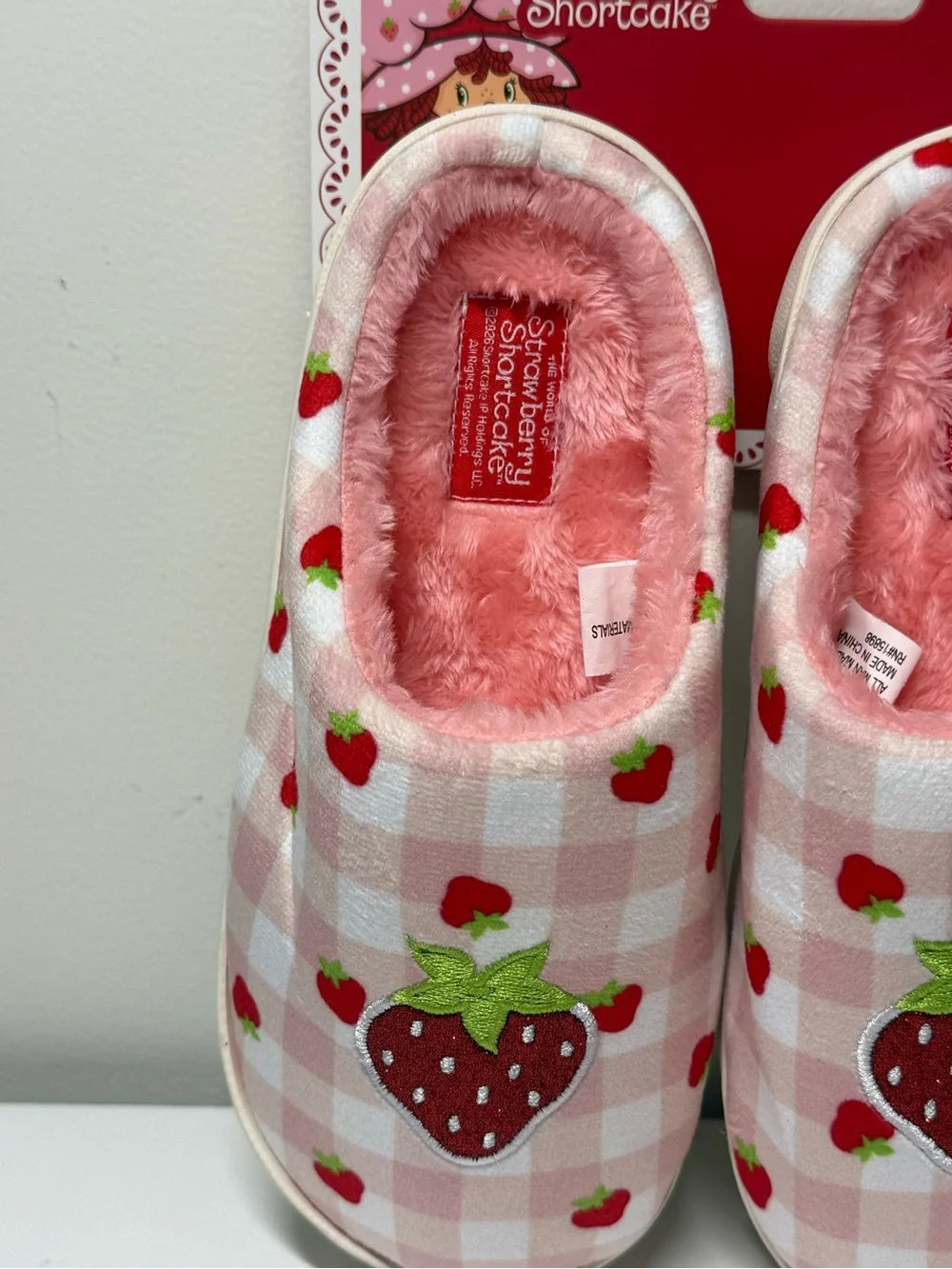 Strawberry Shortcake Kids Fuzzy Slippers Pink Plaid Size 2/3