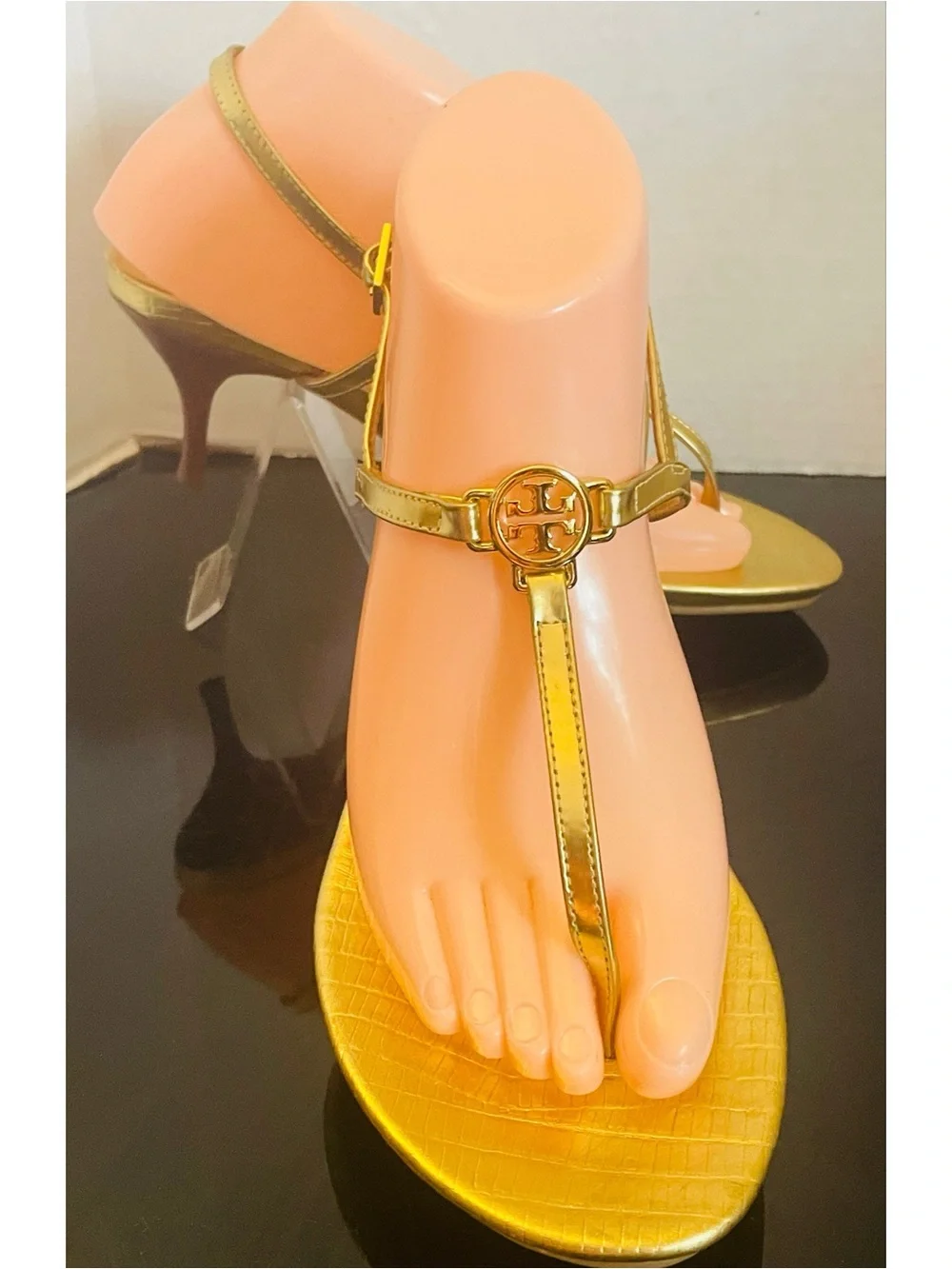Tory Burch T-Strap  Metallic Gold Leather Heeled Sandal Women’s SZ 7.5