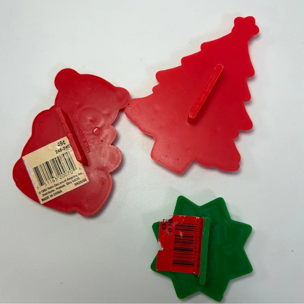 4/$25 - Set of 3 Vintage‎ Christmas Cookie Cutters Bear Star Snowflake Tree 1993