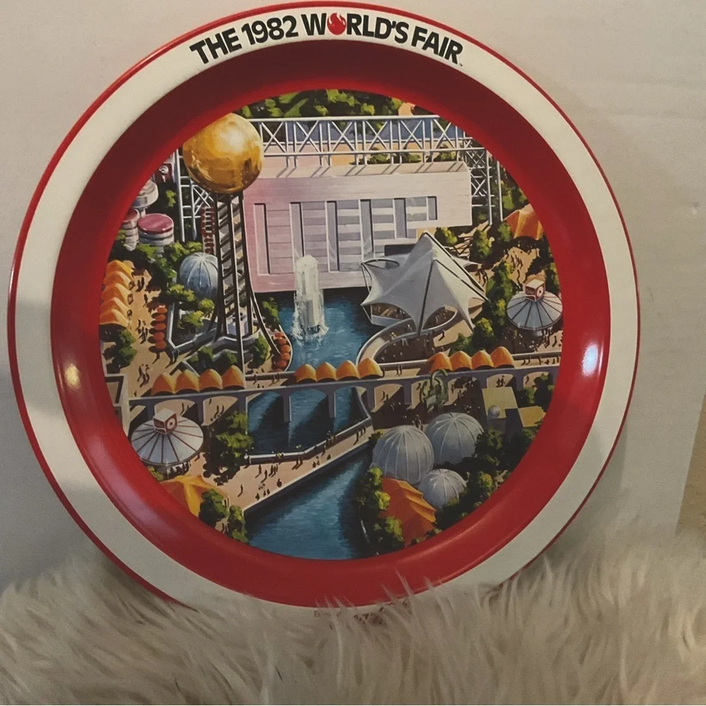1982 World's Fair  Coca Cola Souvenir Plate