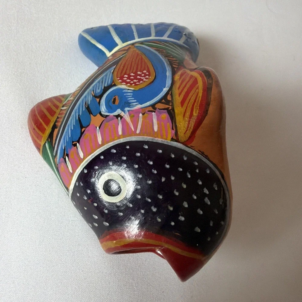 Vintage Folk Art Mexican Hand Painted Goldfish Pottery Fish.Length 4.5
