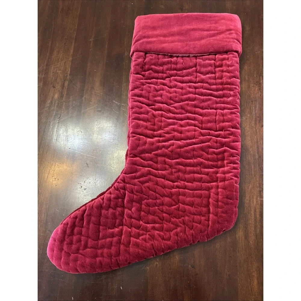 Pottery Barn Kids‎ Teen Christmas Stocking DAISY Monogram Red Velvet Large Read