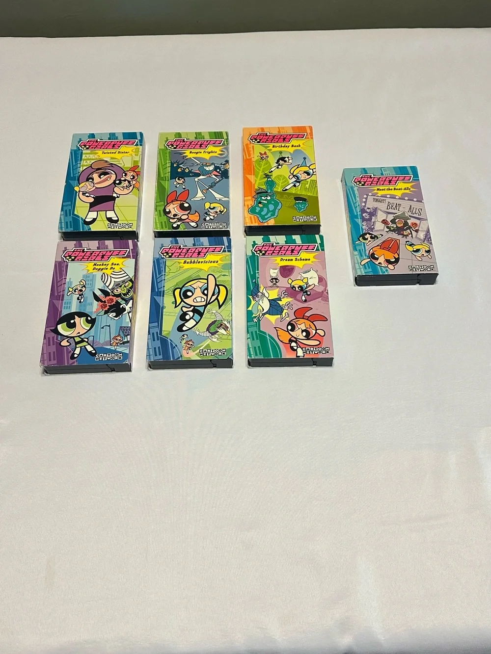 Vintage Cartoon Network Powerpuff Girls VHS movies 7 of them! Like new
