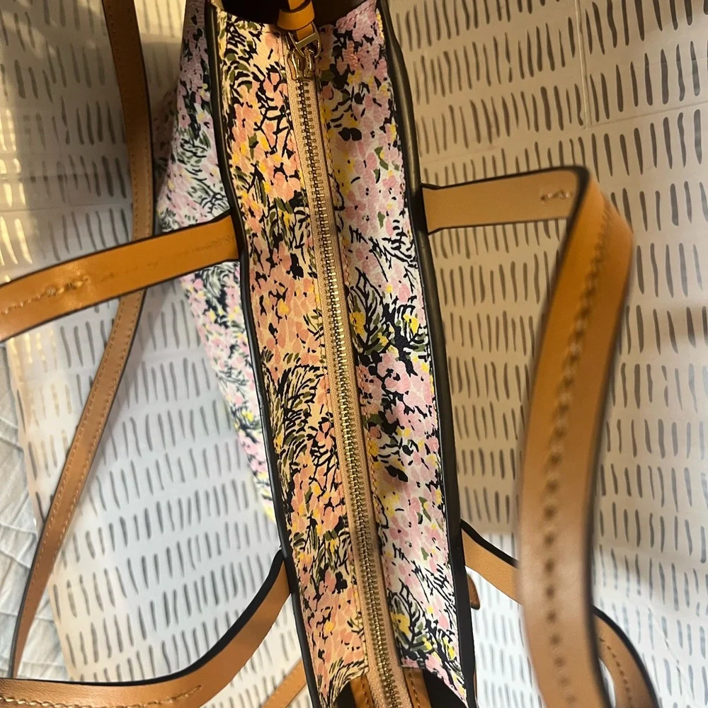 Tory Burch tory burch