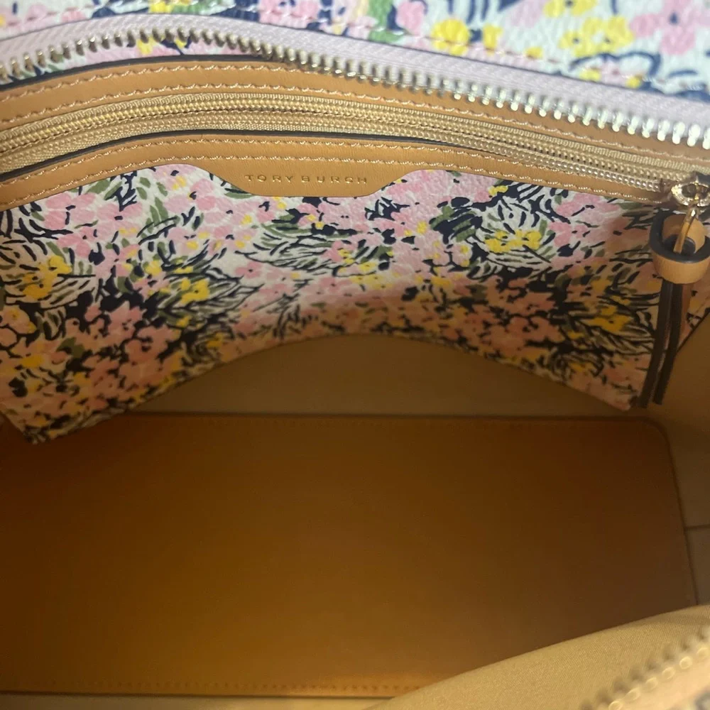 Tory Burch tory burch