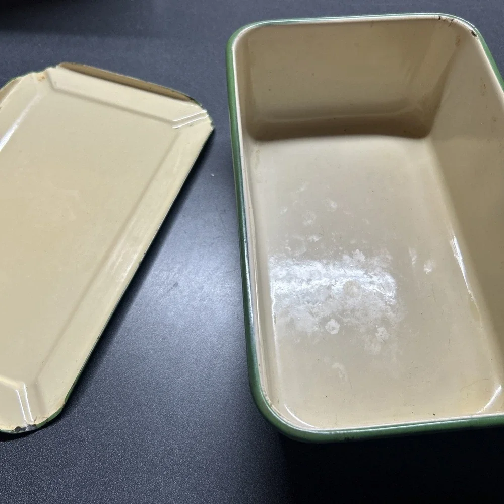 Vintage RefrigeratorHYDRATOR Tan Green Enameled Metal Box With Lid