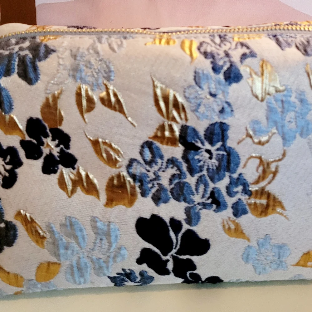 🌺Vince Camuto Cosmetic Bag Cosmetic Case Travel Bag Luxury