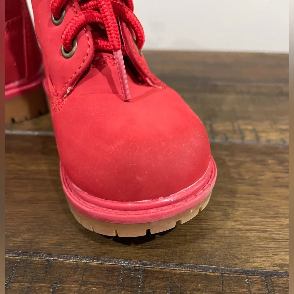 ✨✨Working Class Us Kids Red Boots✨✨