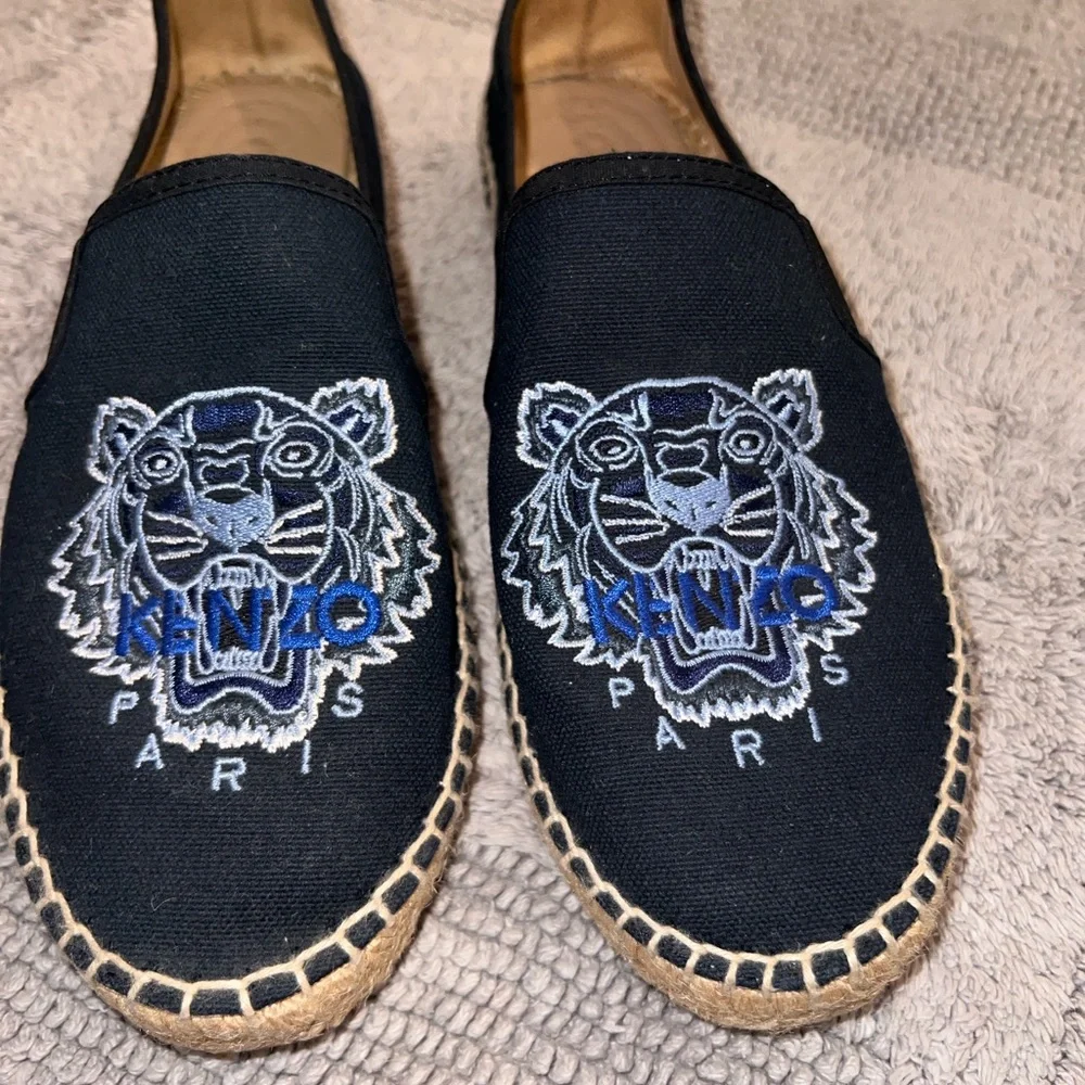 Kenzo Black Canvas Espadrilles with Blue & White Tiger Embroidery