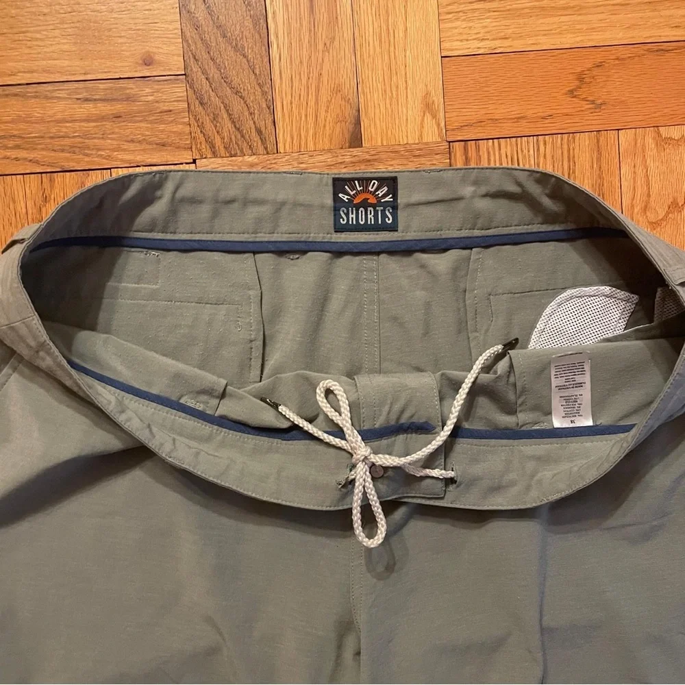 Faherty stylish olive