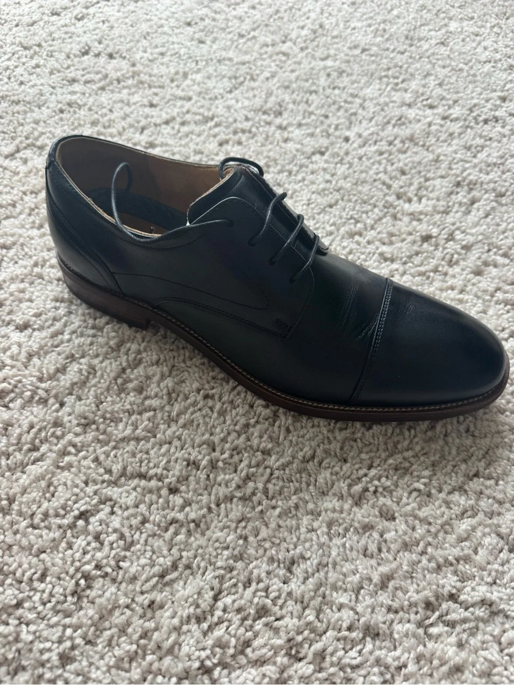 Florsheim Black Leather Cap-Toe Derby Dress Shoes