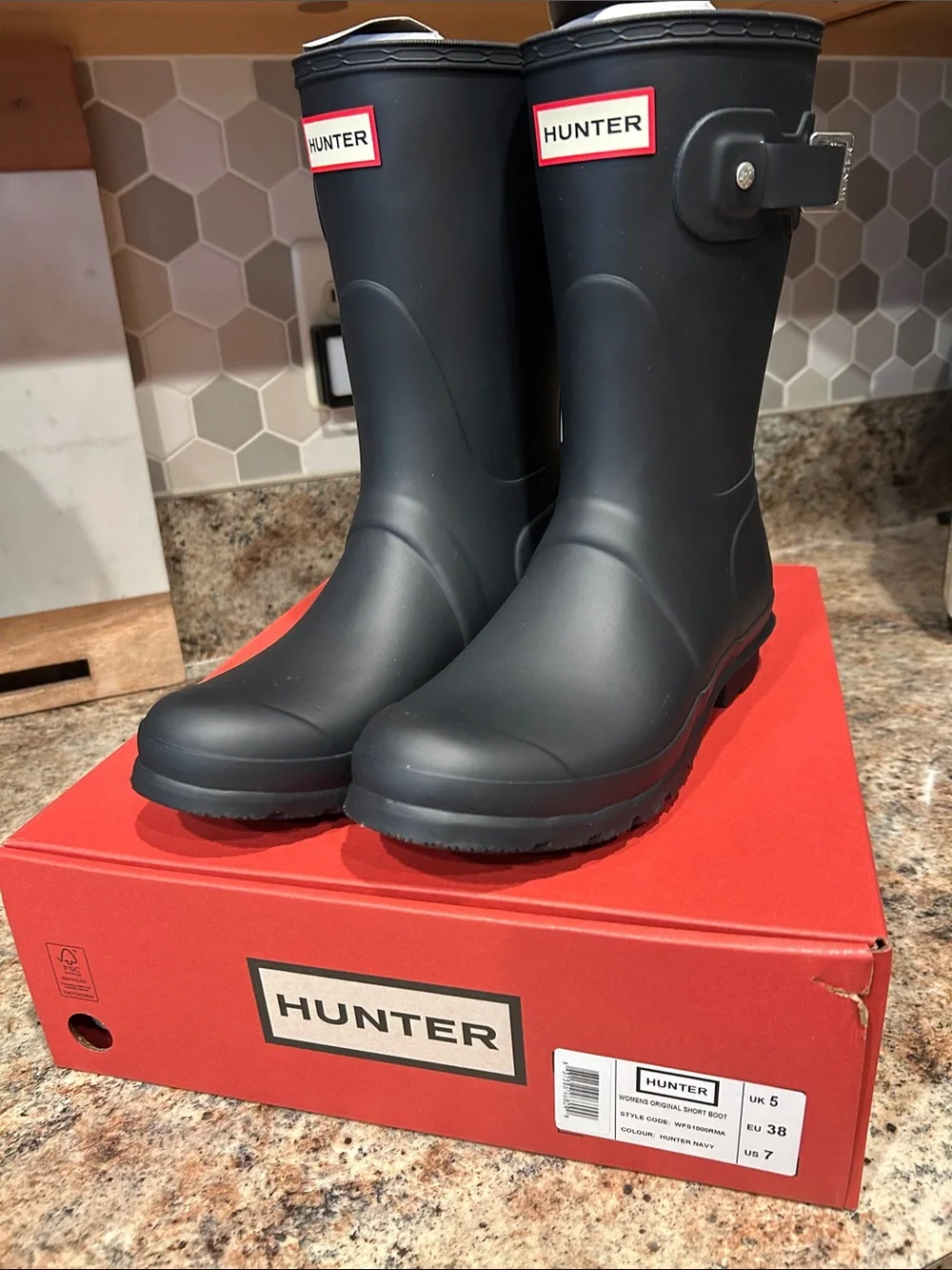 New Hunter Women's Original Short Rain Boots US 7 Hunter Navy