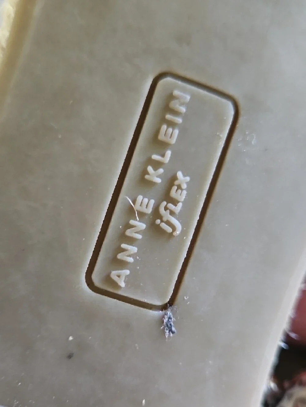 Anne Klein anne klein