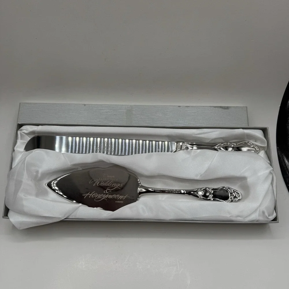 Disney Fairytale Weddings & Honeymoons Cake Knife Server Set Taunton Non-Tarnish