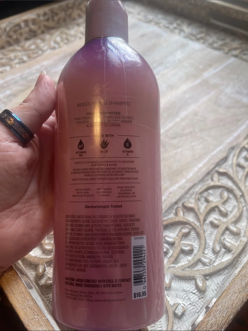 Bath & Body Works moisturizing shampoo