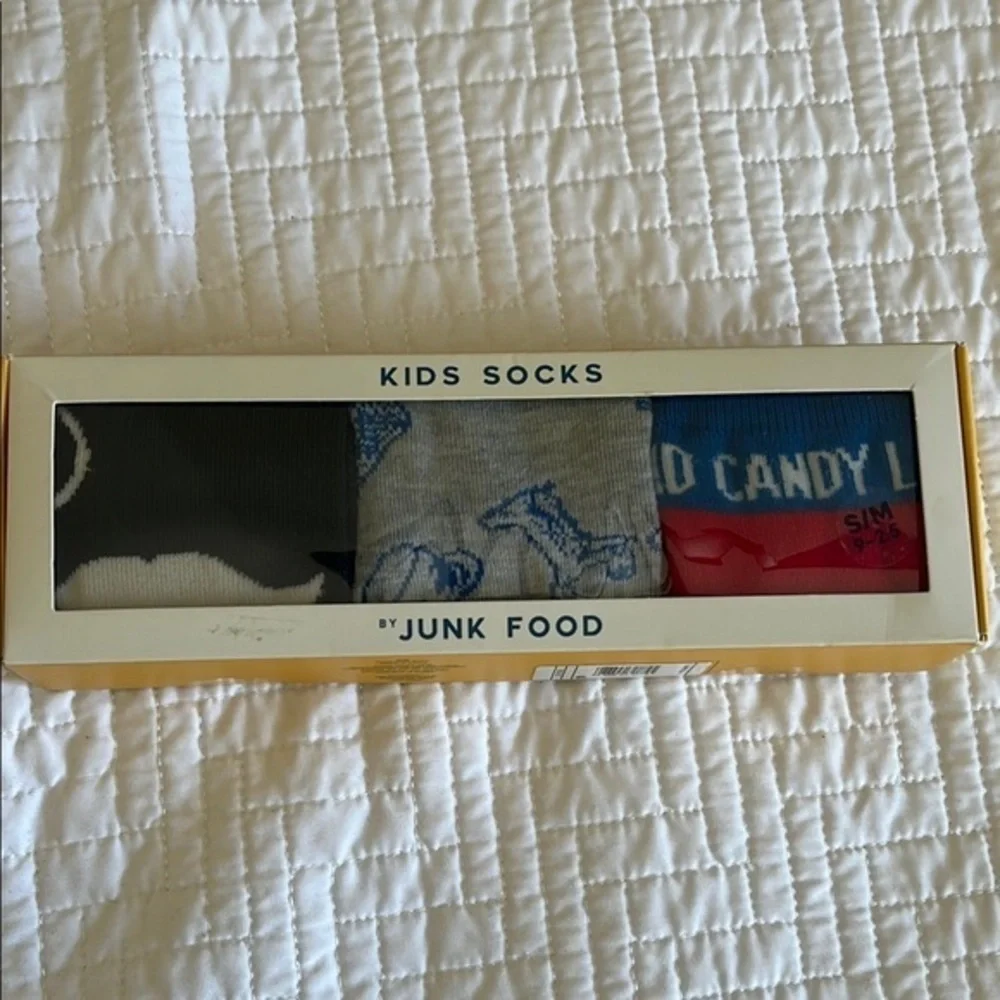 JUNK FOOD :: SOCKS