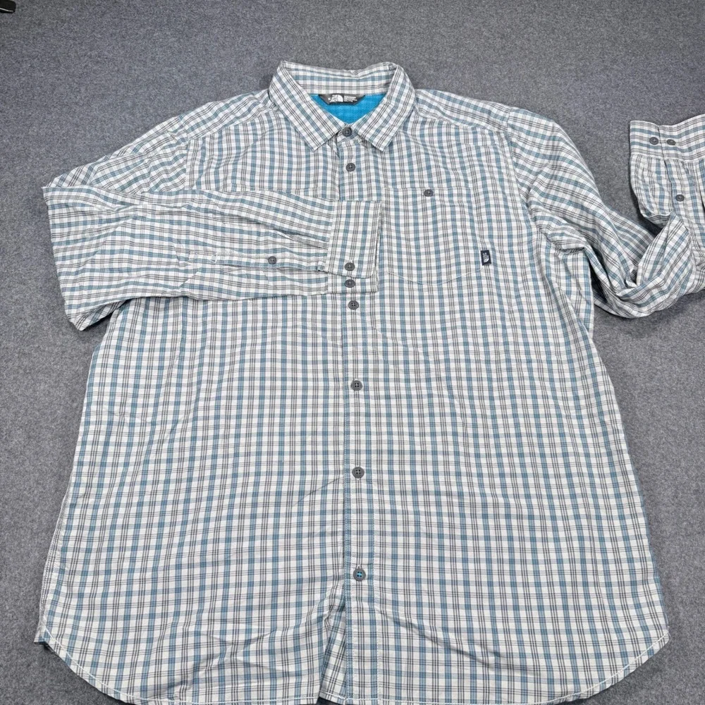 The North Face Mens XXL Grey Blue Plaid Long Sleeve Mesh Lined Hiking Shirt
