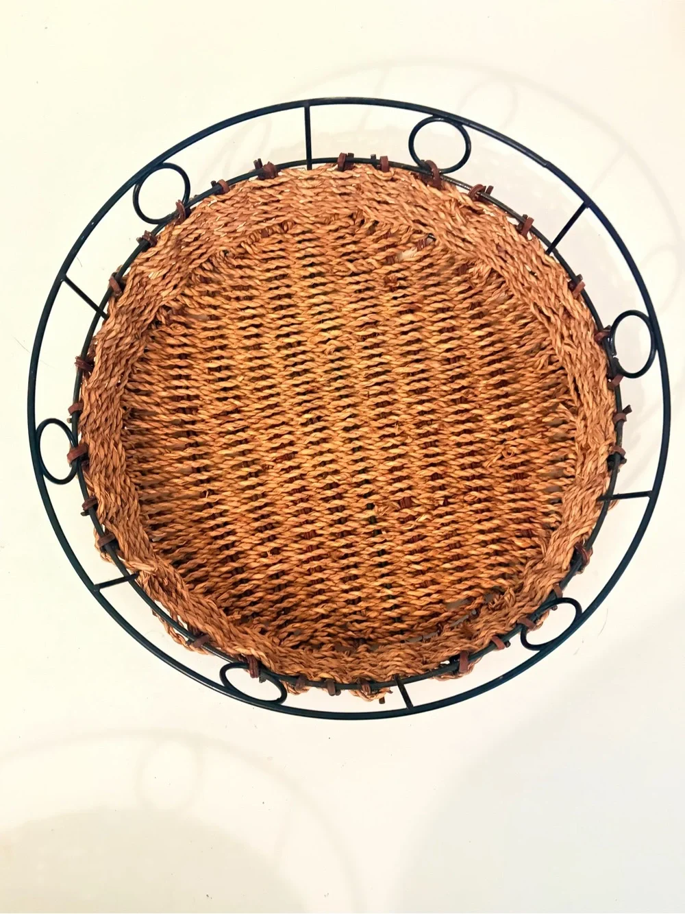 Unbranded woven wicker