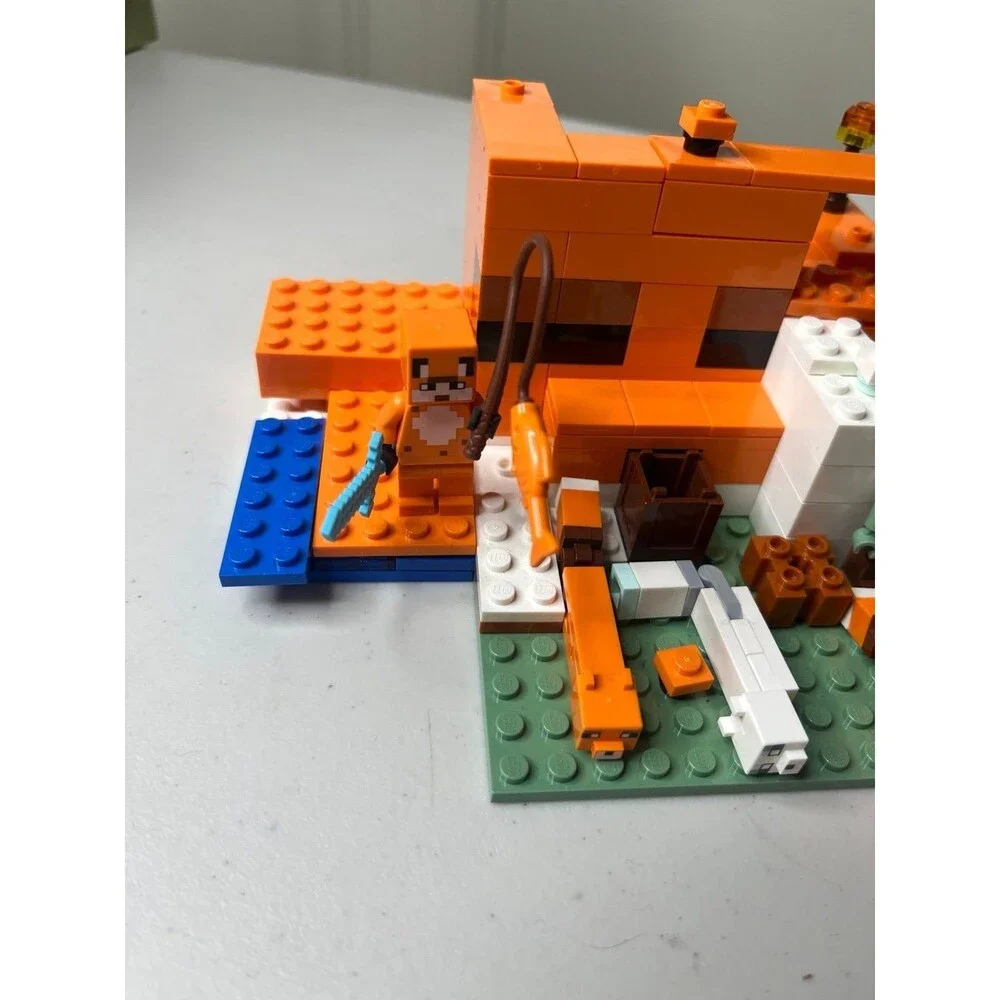 Lego  Minecraft  #21178 not complete