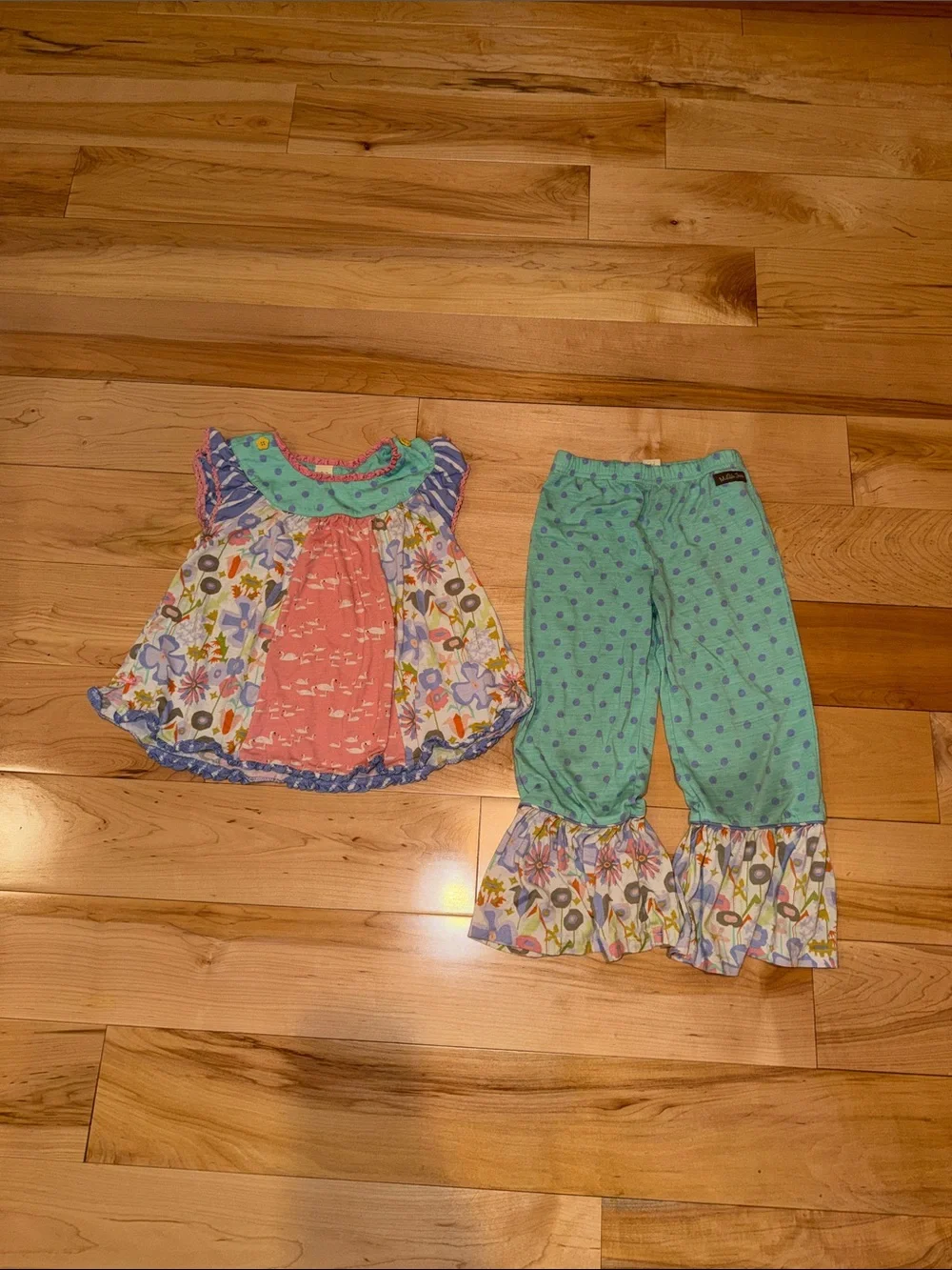 Girls' Floral Mix Green & Coral Pajama Set