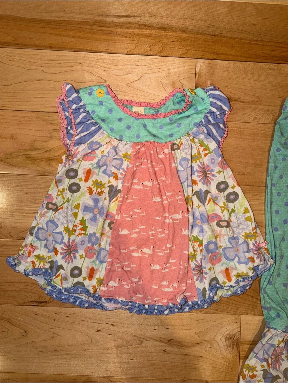 Girls' Floral Mix Green & Coral Pajama Set