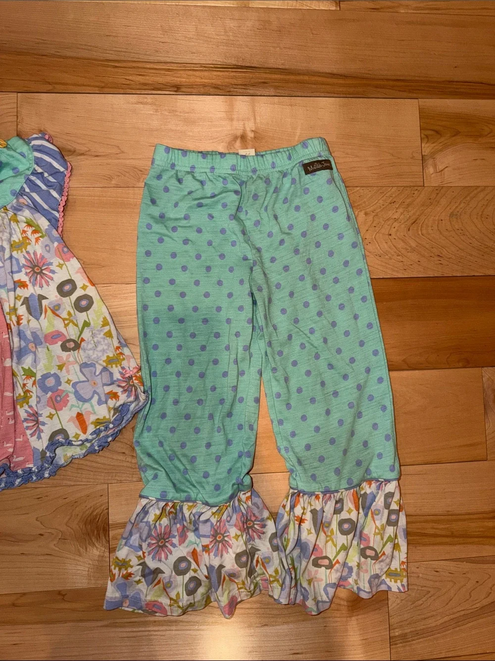 Girls' Floral Mix Green & Coral Pajama Set
