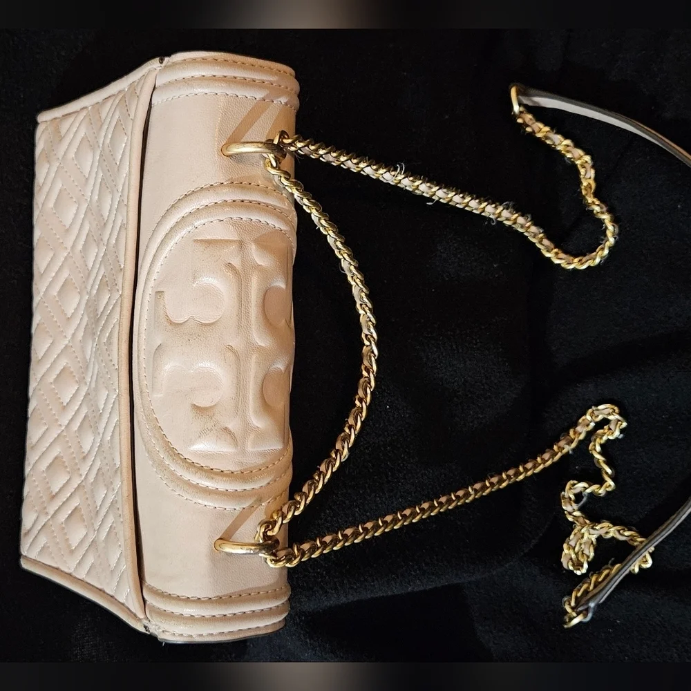 Tory Burch tory burch