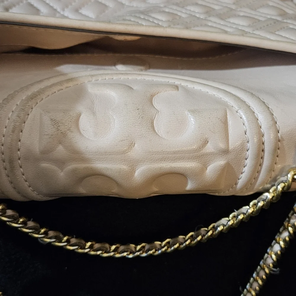 Tory Burch tory burch