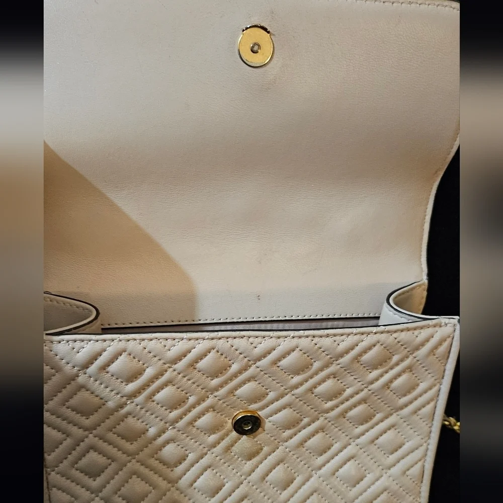 Tory Burch tory burch