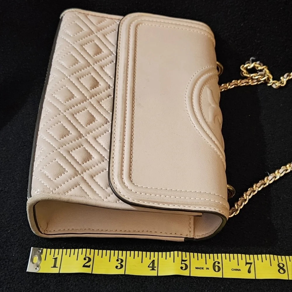 Tory Burch tory burch