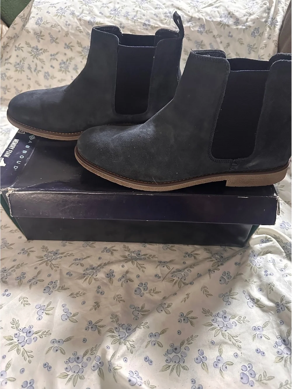 Joseph Abboud these joseph