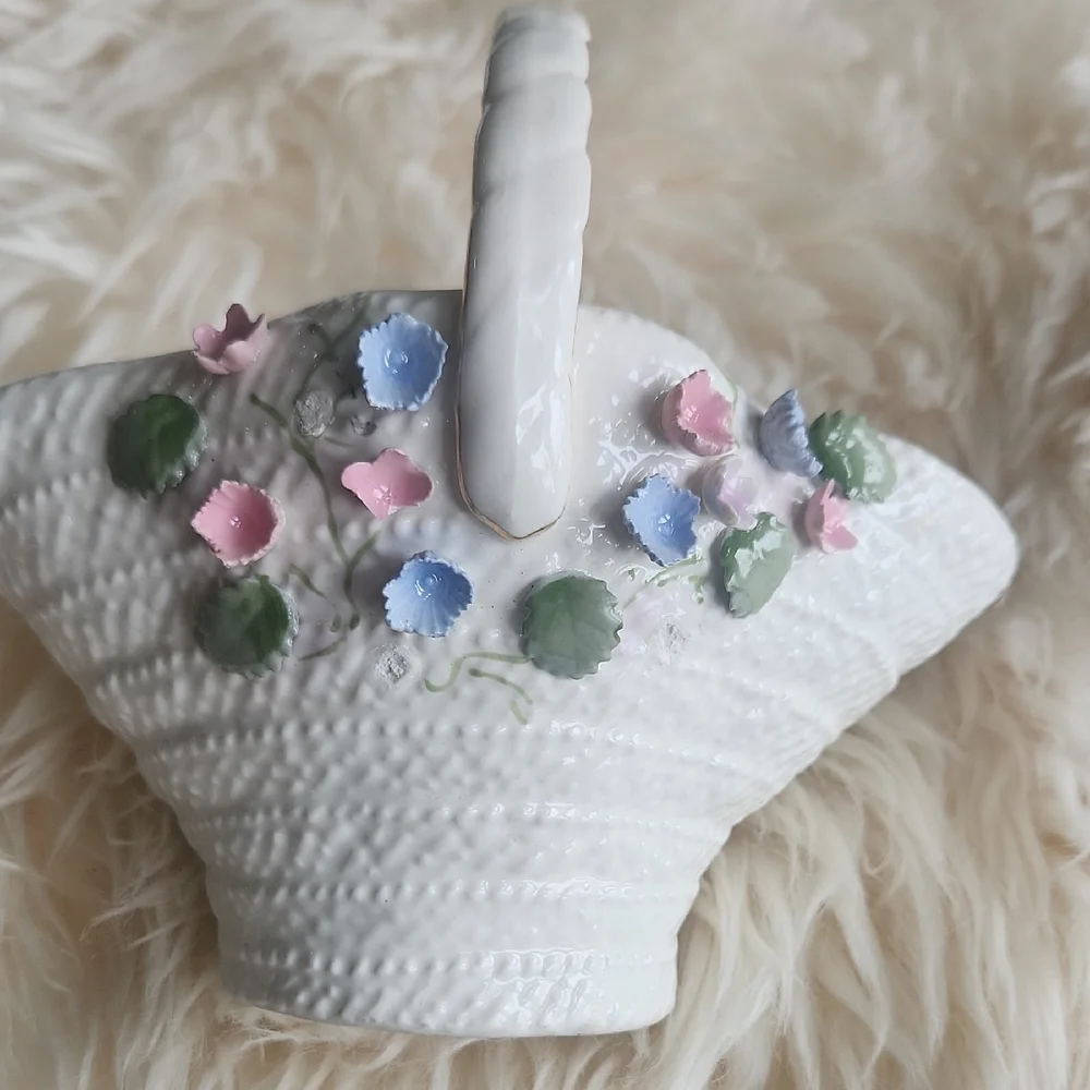 Lefton's Ceramic Basket with Floral Design Embroidered Napkin