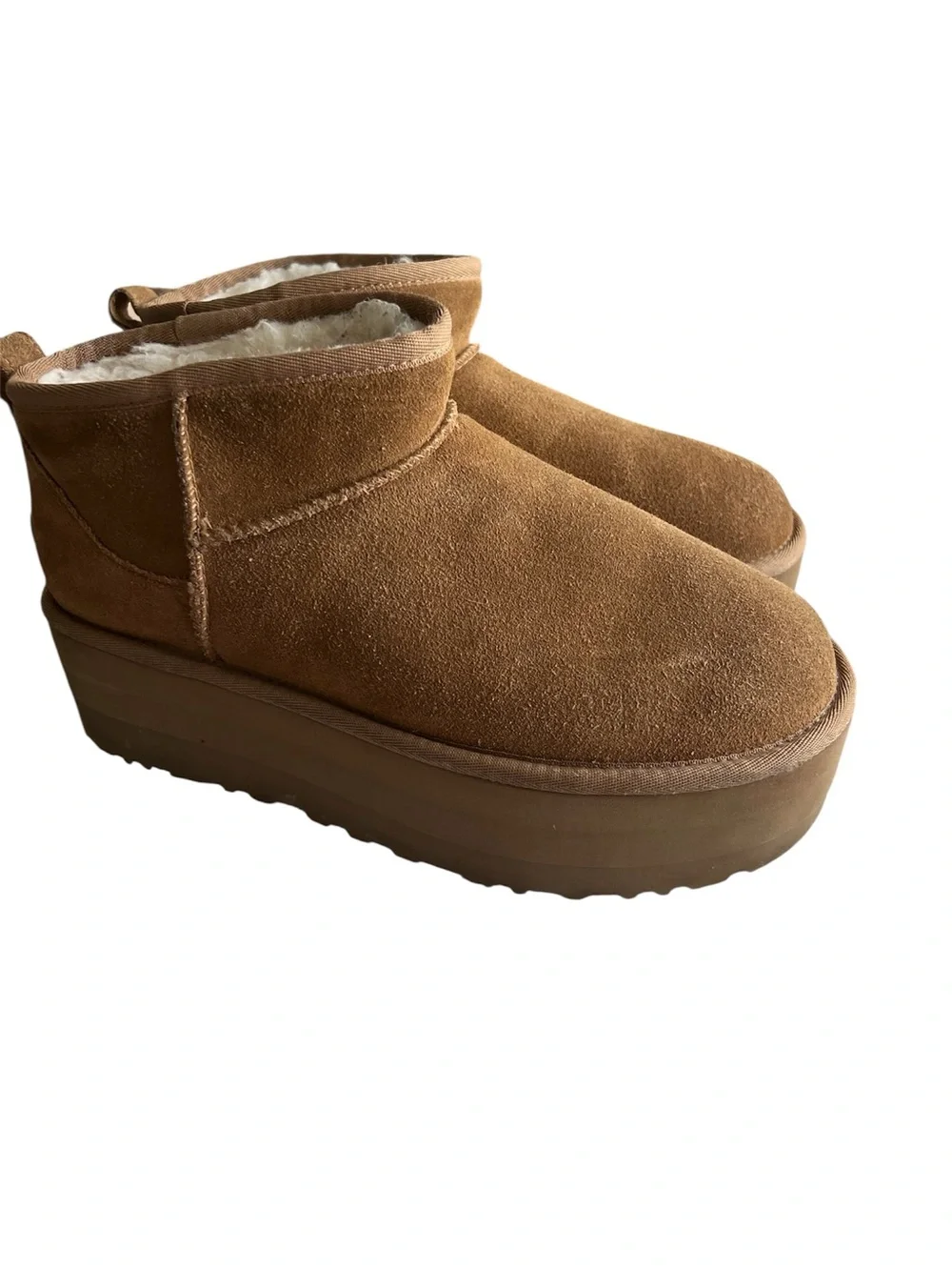 UGG women tan