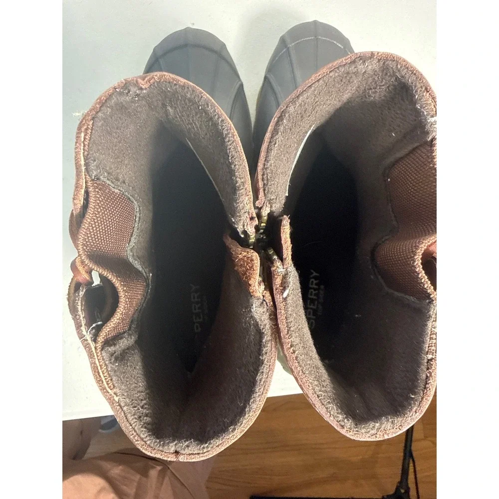 Sperry brand new