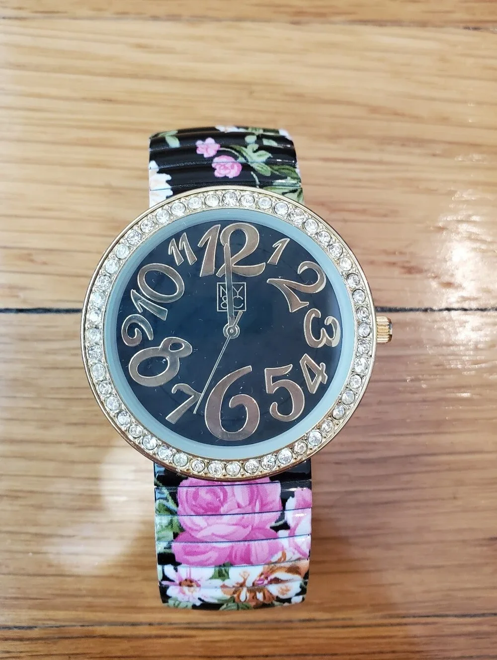New York & Company four women