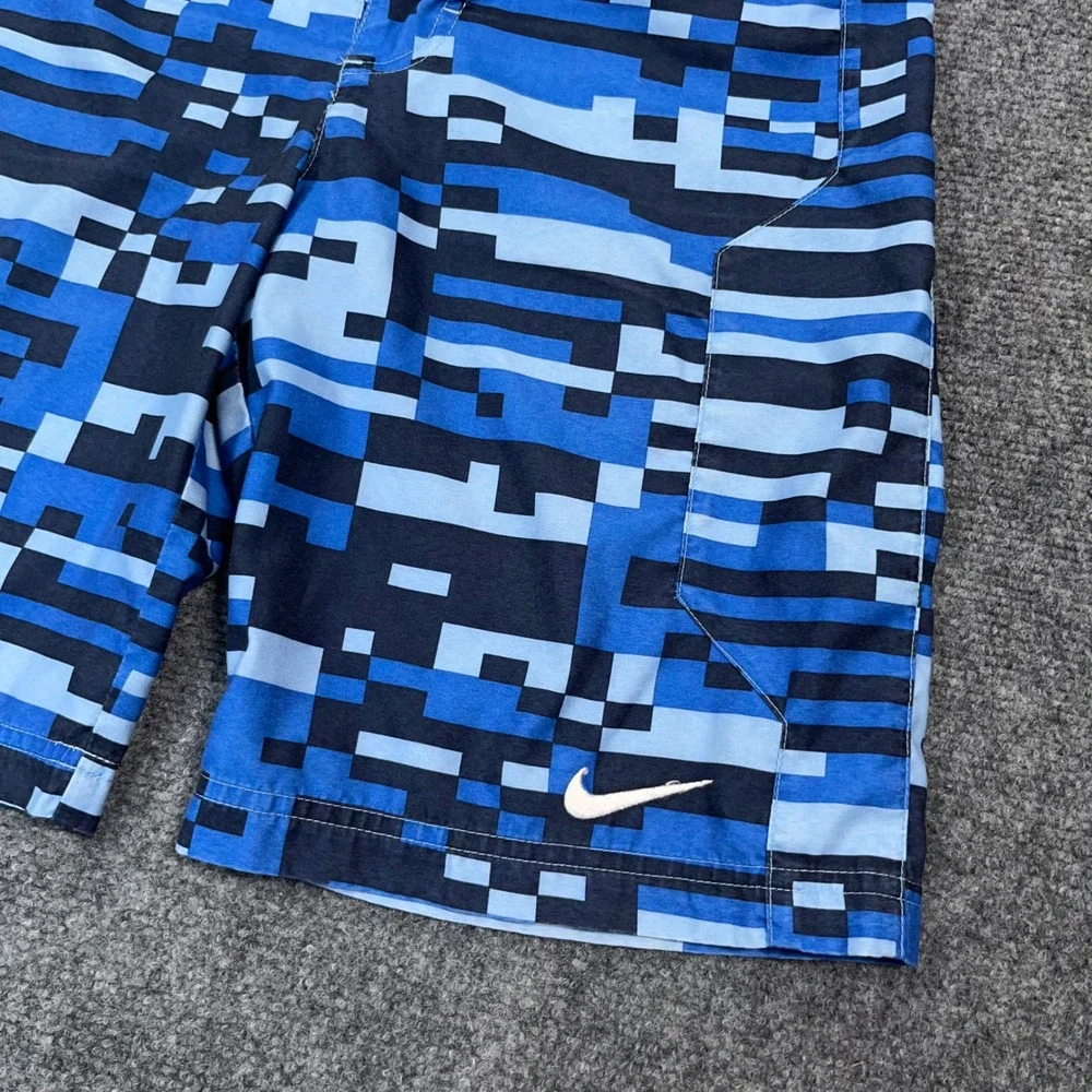 Nike details excellent