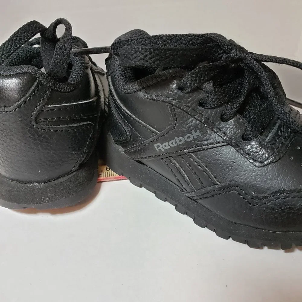 Reebok classic baby