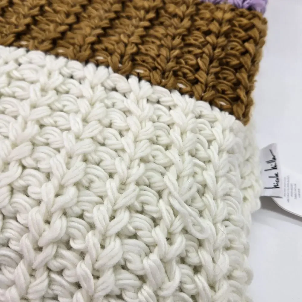 Nicole Miller granny chunky
