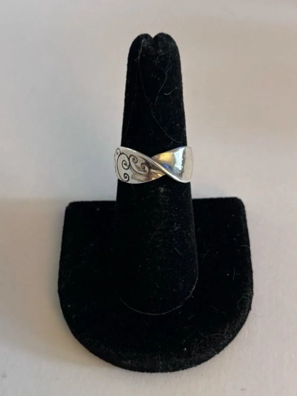 Brighton Women’s Central Park Signature Silver Tortoise Sunglasses Frames & Case