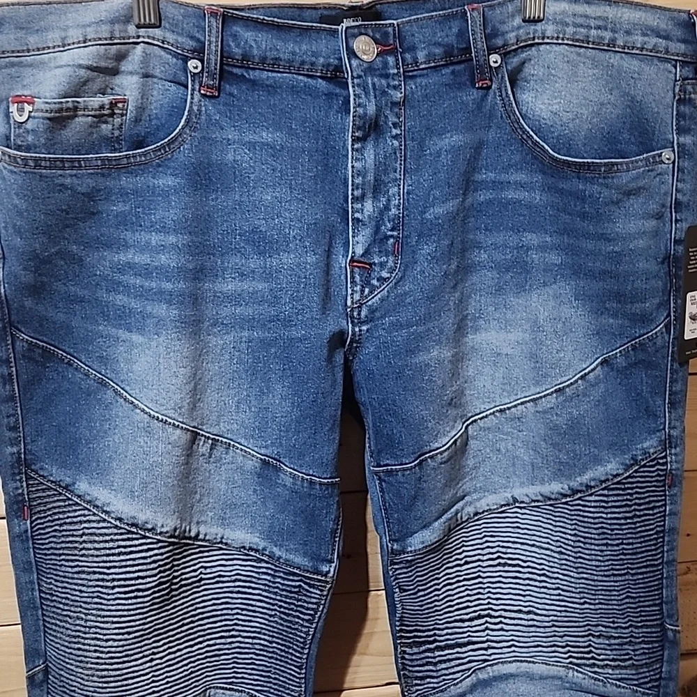 True Religion inseam 32in