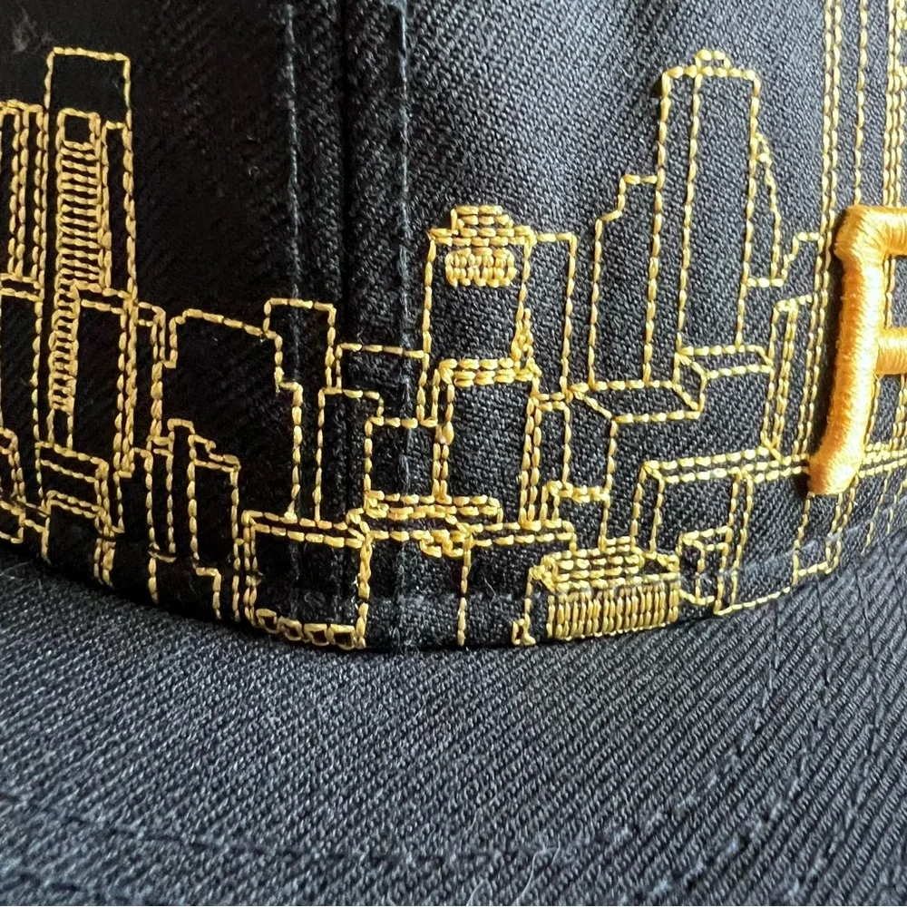 Pittsburgh pirates Black and Gold City Skyline Cap fitted 6 3/4