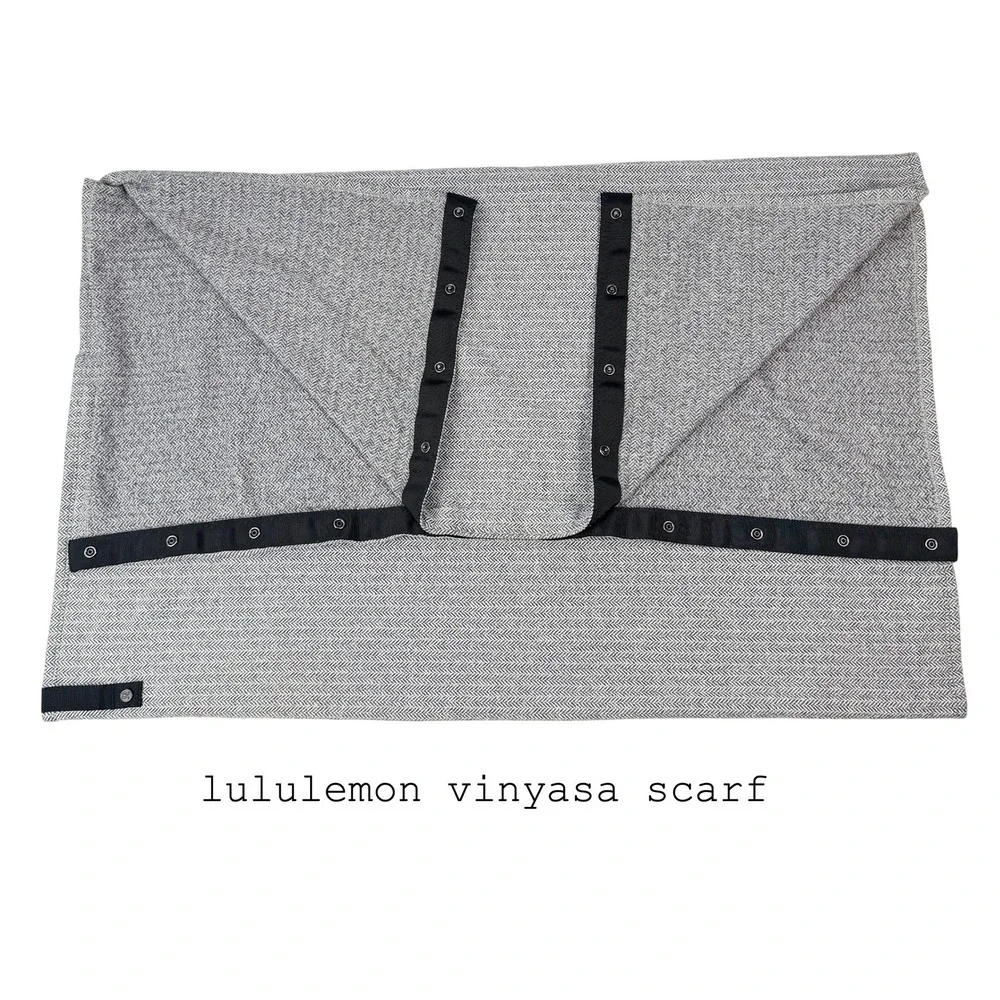 Lululemon Vinyasa Scarf Grey White Herringbone Snap Infinity Wrap Rulu Accessory